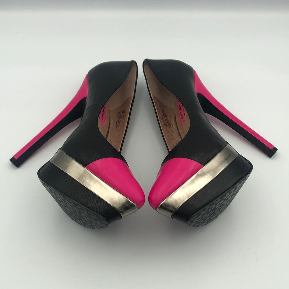 Betsey Johnson Carmindy Black and Pink High Heels Leather Upper NIB - Picture 10 of 15